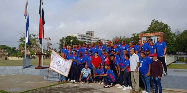 Abanderados Cazadores de Artemisa a la 63 Serie Nacional de Béisbol