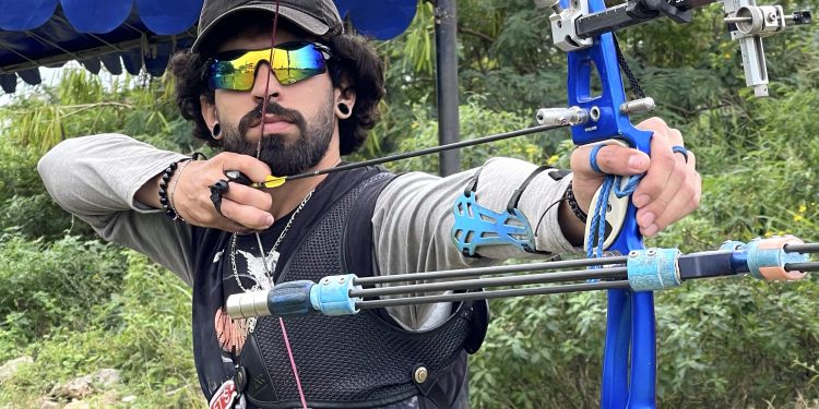 Iván-Emanuel-Pérez-conquistó-bronce