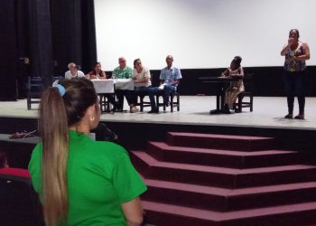 Formar intérpretes e instructores en aras de la inclusión