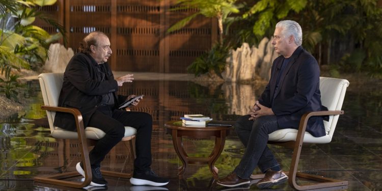 Entrevista concedida por Díaz-Canel a Ignacio Ramonet