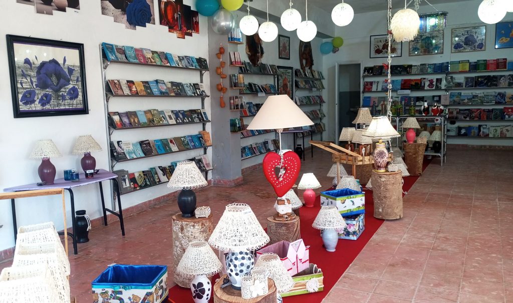 Tienda Fiallo y Punto