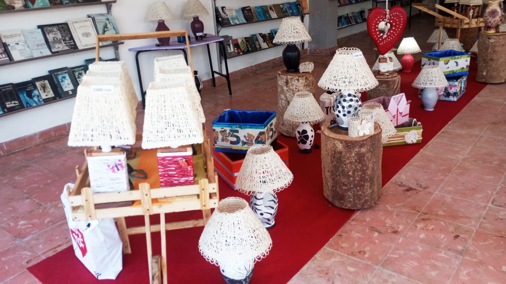 Tienda Fiallo y Punto