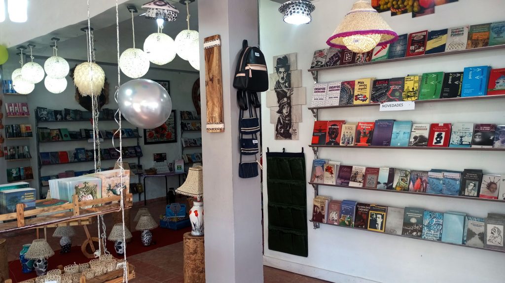 Tienda Fiallo y Punto