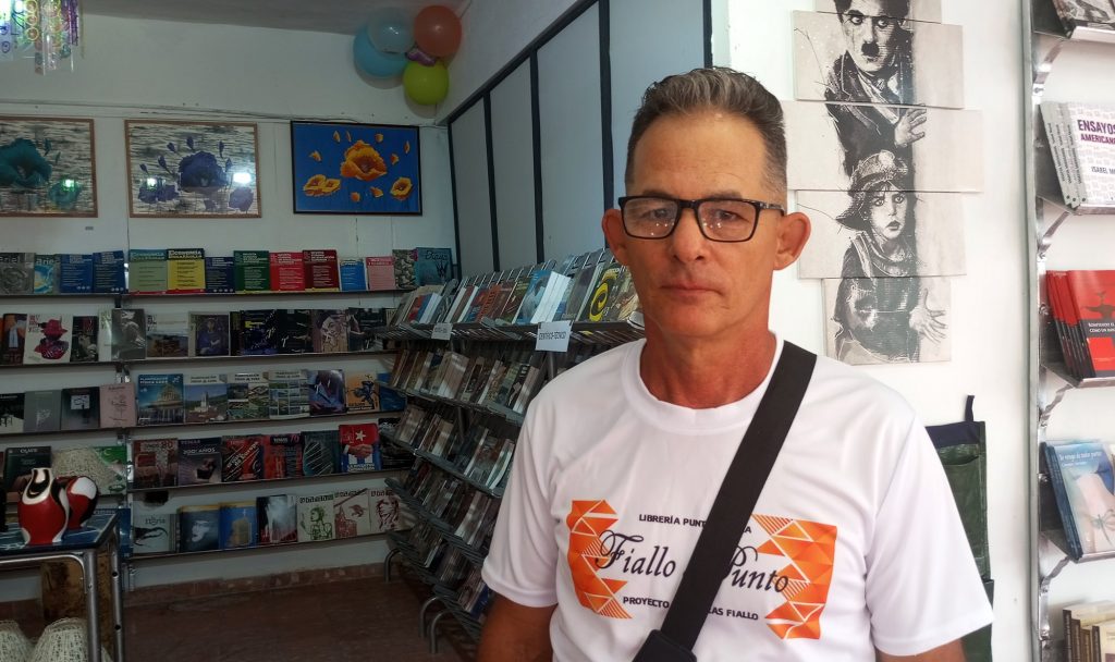 José Manuel Leal Fiallo, líder del proyecto Lámparas Fiallo.
