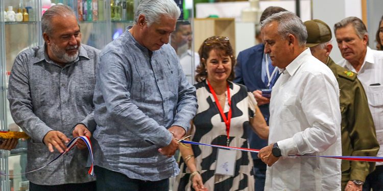 Inauguran feria expositiva de Cubaindustria 2024 con la presencia del presidente Díaz-Canel