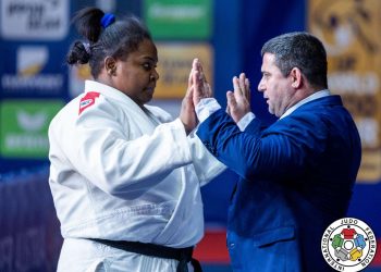 Luz en el camino de Idalys en París