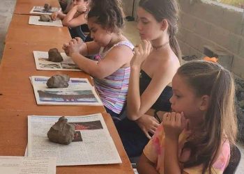 Taller de verano para moldear el barro