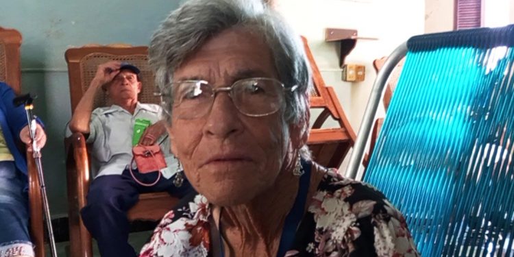 Mercedes Capote Castellanos ¨Cheche¨ ha pasado la última década de su vida en la Casa de Abuelos de San Antonio de los Baños Foto JART