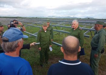 Presidente de Cuba evalúa instalación de un nuevo Parque Solar en Artemisa
