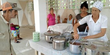Gesto solidario de matrimonio sancristobalense