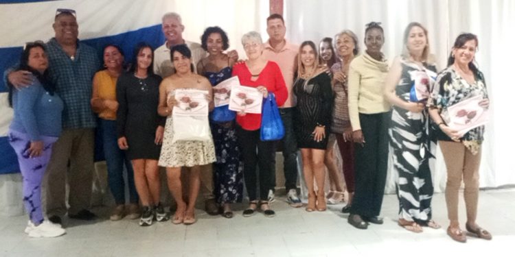 Efectúa Lácteos Artemisa, Evento Provincial de Mujeres Directivas