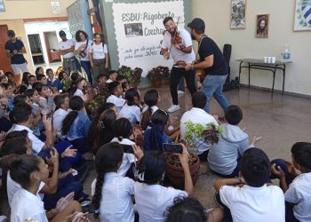 Alegría y donativos de manos de la Unesco