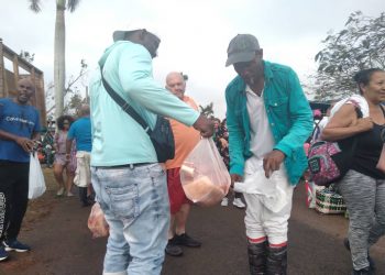 Variedad de opciones y precios asequibles en súper feria de Artemisa