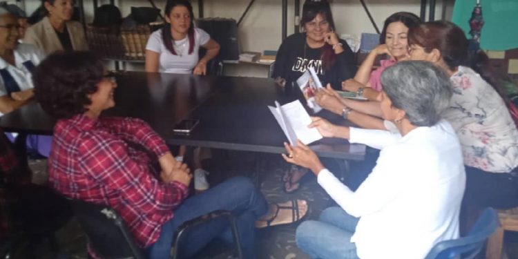 Creadores afirmaron la importancia que tienen los escritores en el municipio Caimito