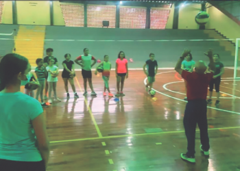 Pueden atenderse las diferencias individuales en el entrenamiento y, a veces, trabajar un poco más después