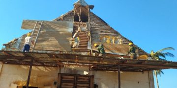 La recuperación también incluyó rehabilitar con fuerzas propias 85 de las 216 casas de cura dañadas por Rafael