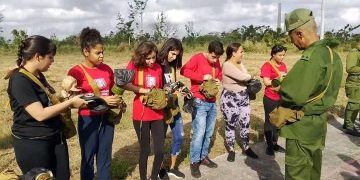 Universitarios artemiseños en bastión 2024