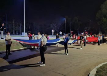 El pueblo artemiseño rindió homenaje a nuestro Apóstol con más de un centenar de antorchas encendidas