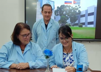 Cuba y Rusia firman convenio de cooperación para la investigación científica
