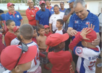 Osvaldo Vento Montiller, presidente del Inder, recorrió áreas deportivas de San Antonio de los Baños, San Cristóbal y Artemisa