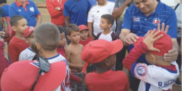 Osvaldo Vento Montiller, presidente del Inder, recorrió áreas deportivas de San Antonio de los Baños, San Cristóbal y Artemisa