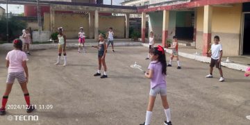 La práctica del badminton garantiza una cantera de futuros campeones en Artemisa Foto cortesía de René Camerota