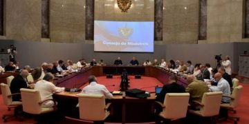 Sesionó Consejo de Ministros de Cuba