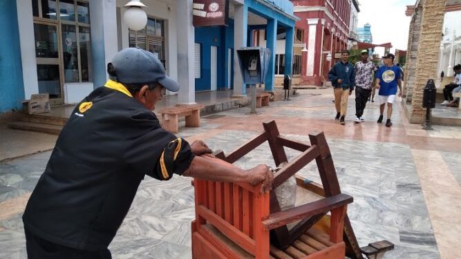 Los trabajadores que sobrepasan la edad laboral también es uno de los indicadores de la ENO