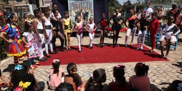 La magia de Fantasía Circense llegó hasta El Chalet