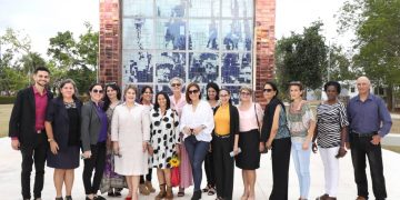 Los poemas fueron ellas (+ Video)