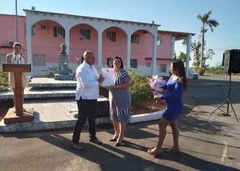 Artemisa reconoce a los trabajadores del Partido