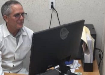 Un gastroenterólogo con los mismos acertijos