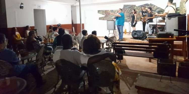 La Cofradía: madres convertidas en canciones