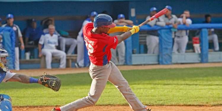 Andi Cosme se recupera tras accidente en moto