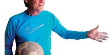 Núñez, ahora entrenador de una nueva generación de futbolistas caimitenses