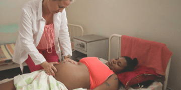 La provincia cuenta con hogares maternos en todos los municipios