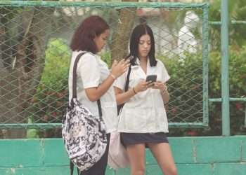 estudiantes-conectados