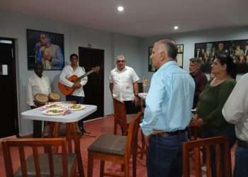 El bar-cafetería La Mariposa reabre sus puertas en Bauta, para beneplácito de la población