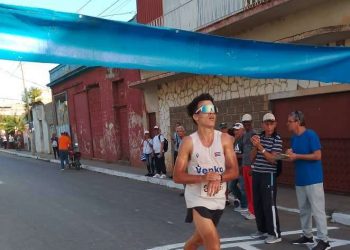 Domina la capital maratón Félix «Andarín» Carvajal del Ariguanabo