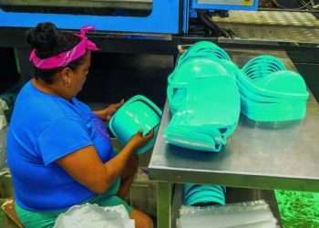 Nueva empresa mixta con China impulsará la industria ligera cubana