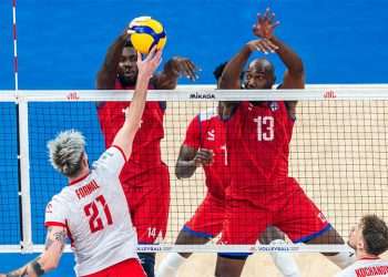La selección cubana mostró un bloqueo sólido en momentos decisivos y un servicio incisivo que reportó resultados complementando el ataque