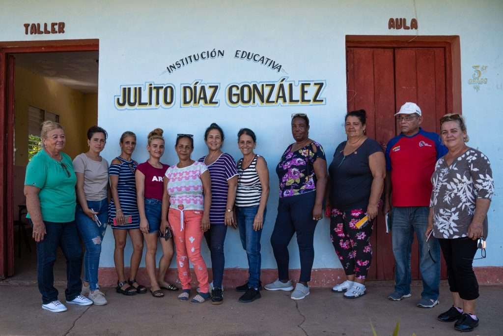 Niños y niñasaprenderán junto a sus maestras, además de las asignaturas tradicionales, cómo recuperar la esperanza después de un huracán
