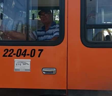 UEB Escolares: «saldrán mañana a transportar el futuro»