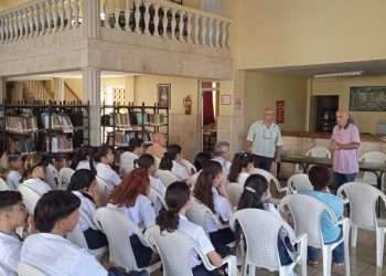 biblioteca-ciro-redondo