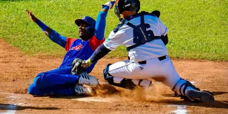 Picheo, ofensiva y público, armas de Cazadores