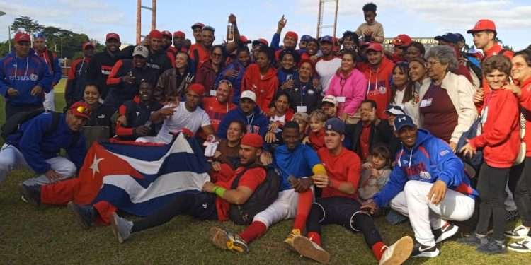 Cazadores avanzan a la semifinal