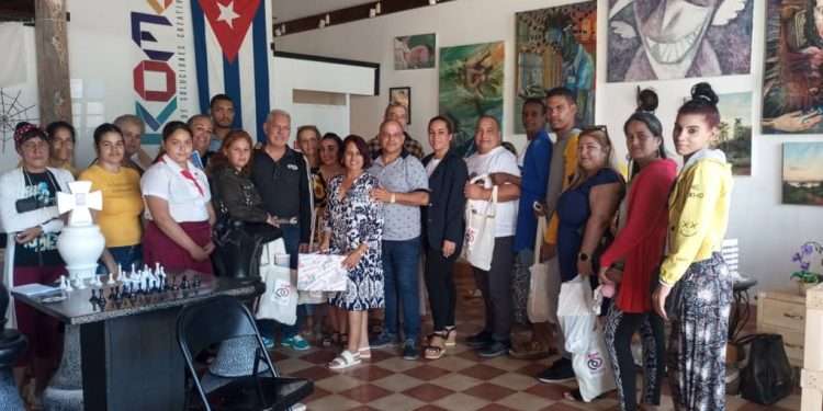 Premian a ganadores del concurso ¿Qué sabes de Artemisa?