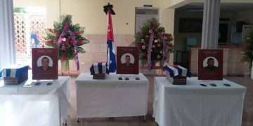 tributo-combatientes-caidos