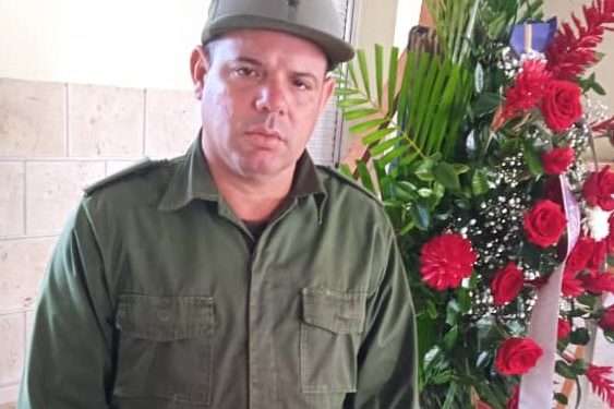 Capitán-en-voz-de-sus-compañeros