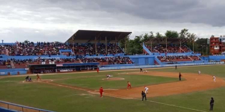 Flechas de cazadores más certeras que las hachas
